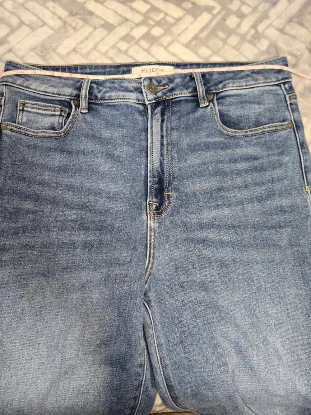 Hidden Jeans Women’s Straigh Leg Medium Dark Wash High Rise Denim Size 31